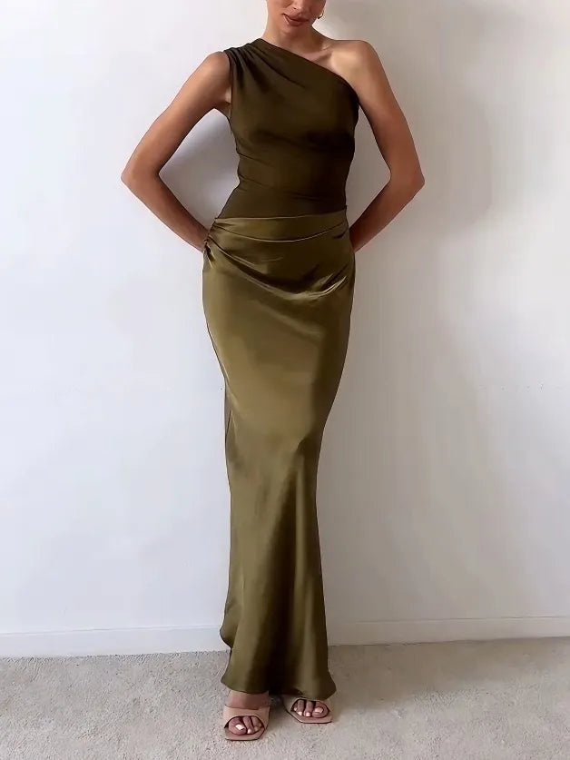 Elegant One-Shoulder Pleated Maxi Dress