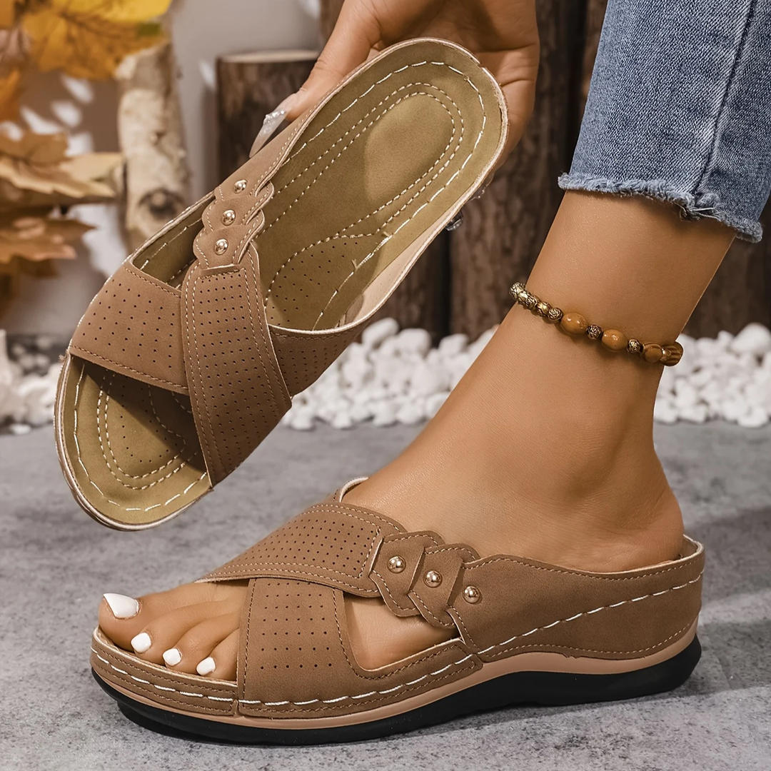 Cross-Strap Wedge Sandals for Everyday Summer Wear