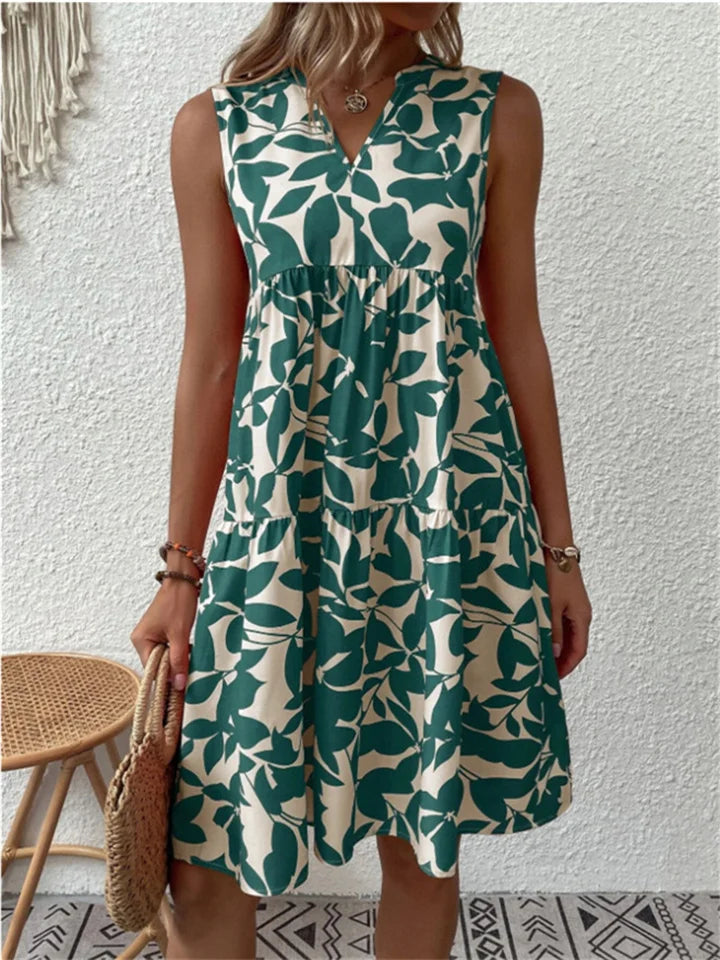 Light & Feminine Leaf Print Summer Dress