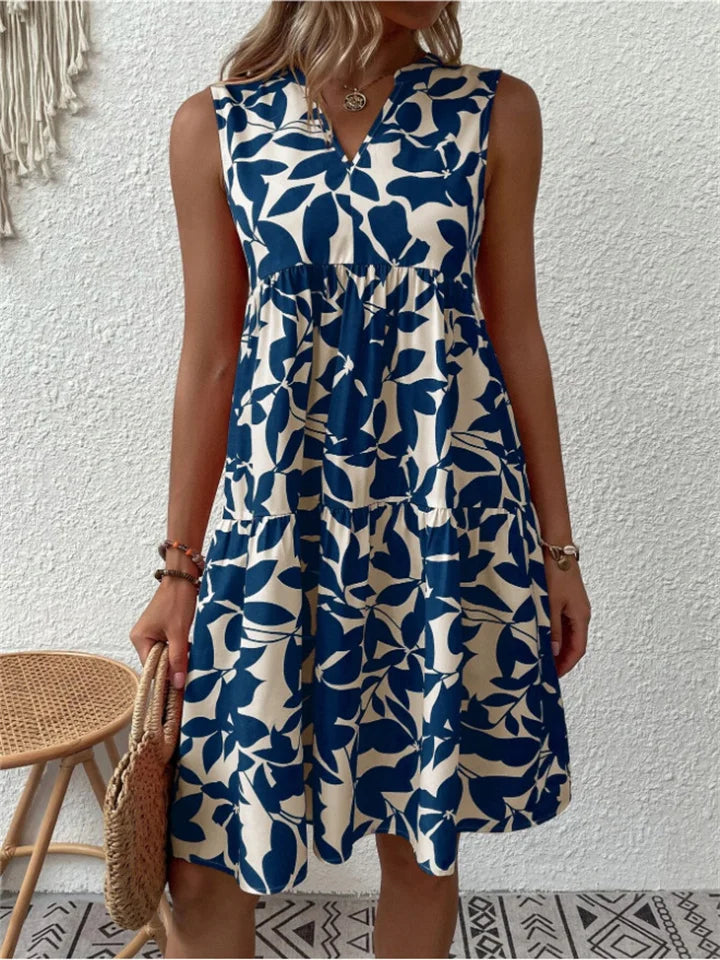 Light & Feminine Leaf Print Summer Dress
