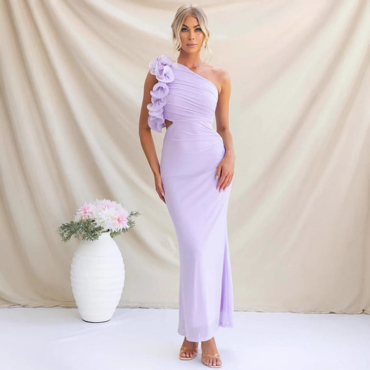 Elegant Wedding Guest Maxi Dress with Ruffle Shoulder