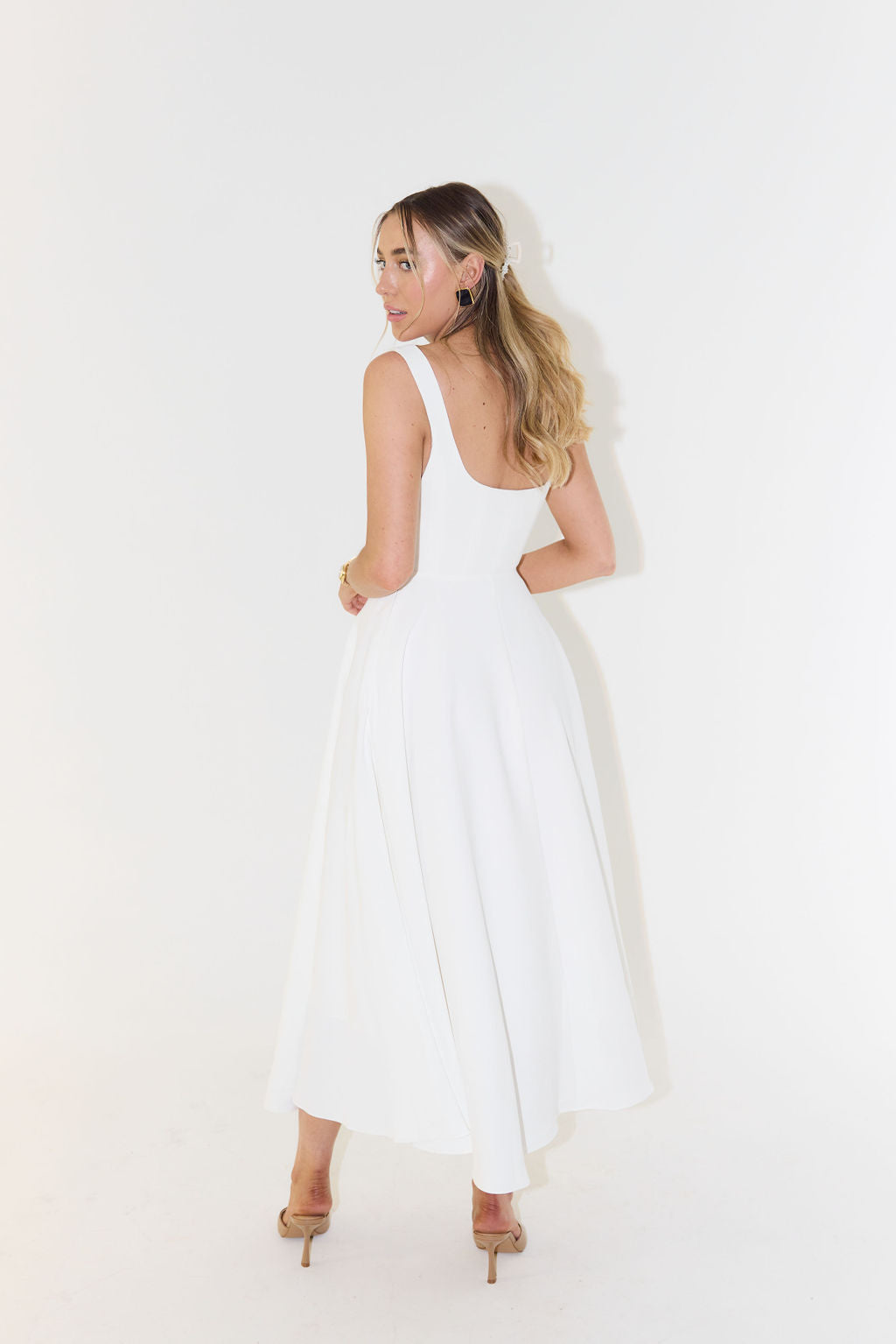 Midi Dress with Square Neckline and Sleeveless Design
