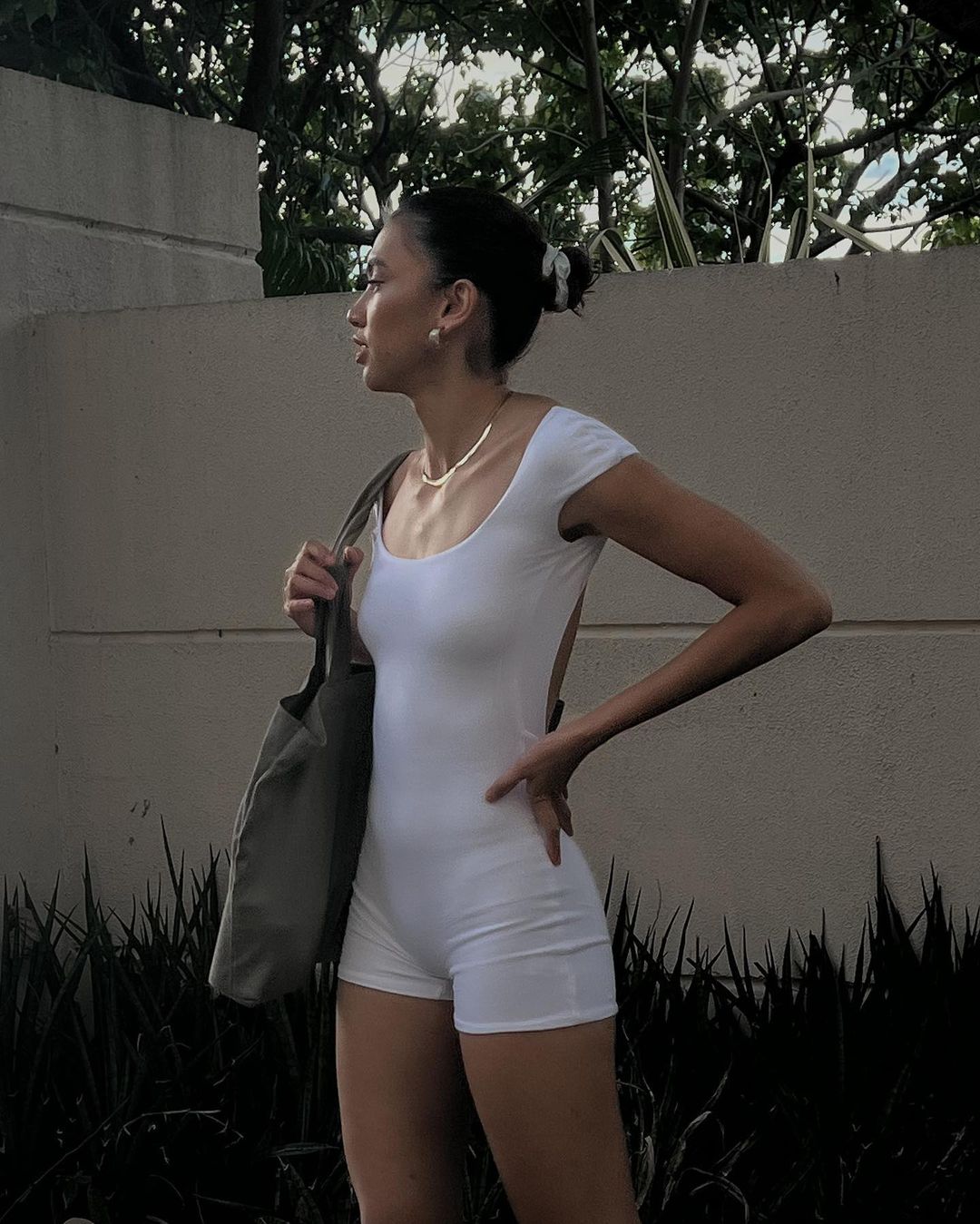 Stylish & Flattering Backless Tank Playsuit