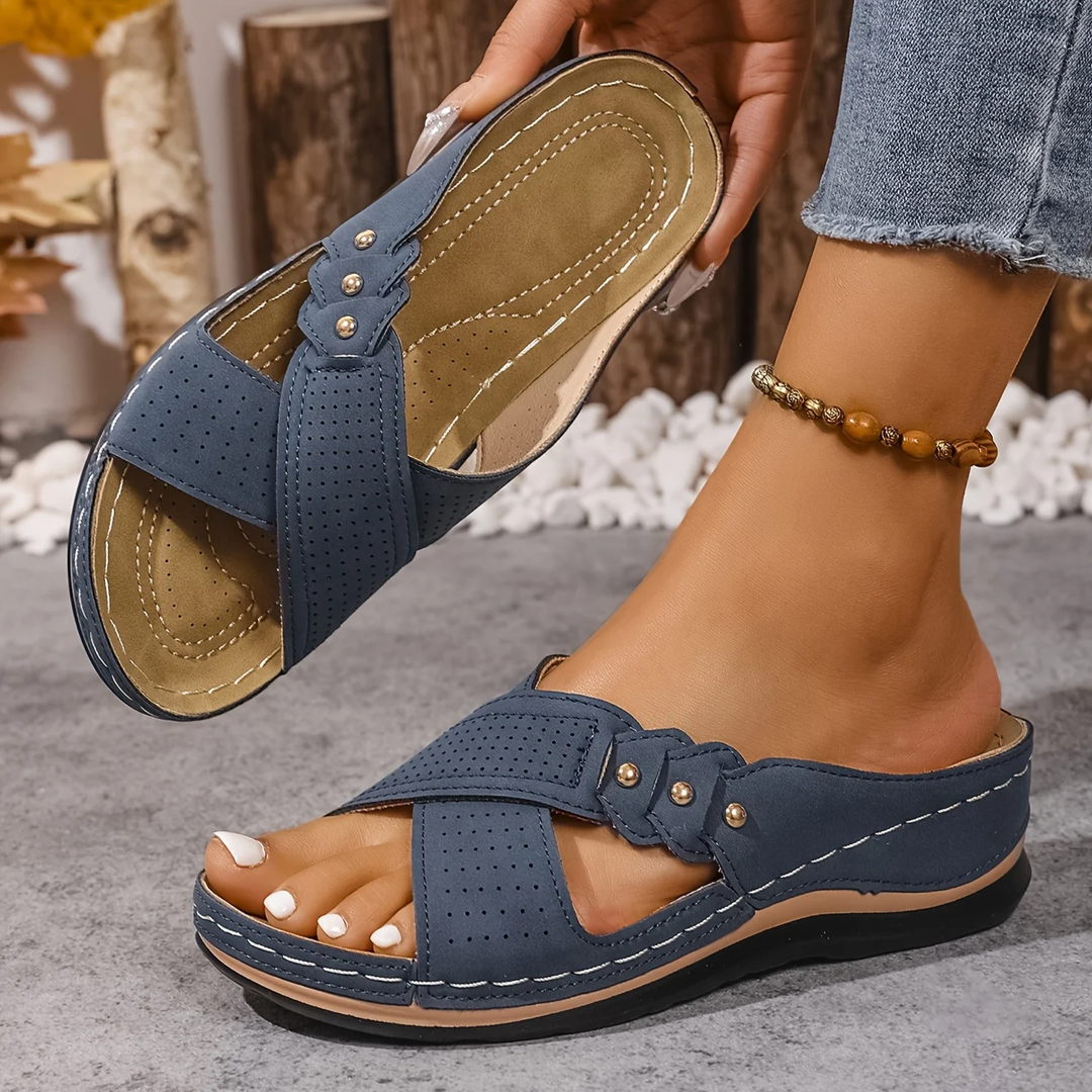 Cross-Strap Wedge Sandals for Everyday Summer Wear